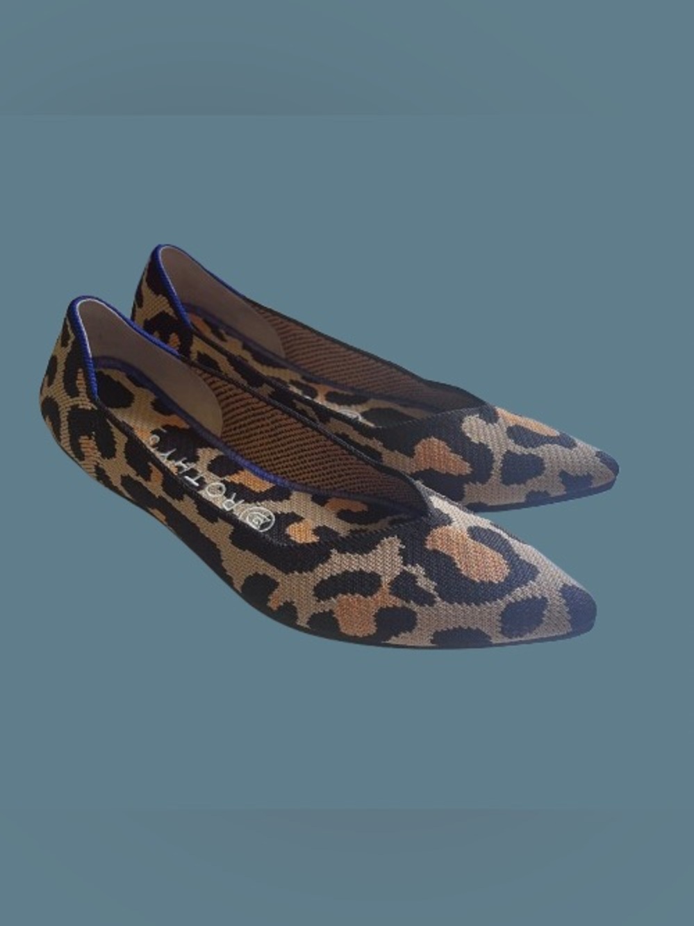 Rothy's The Point Desert Cat Leopard Print Pointed Toe Flats Size 8 Like New!